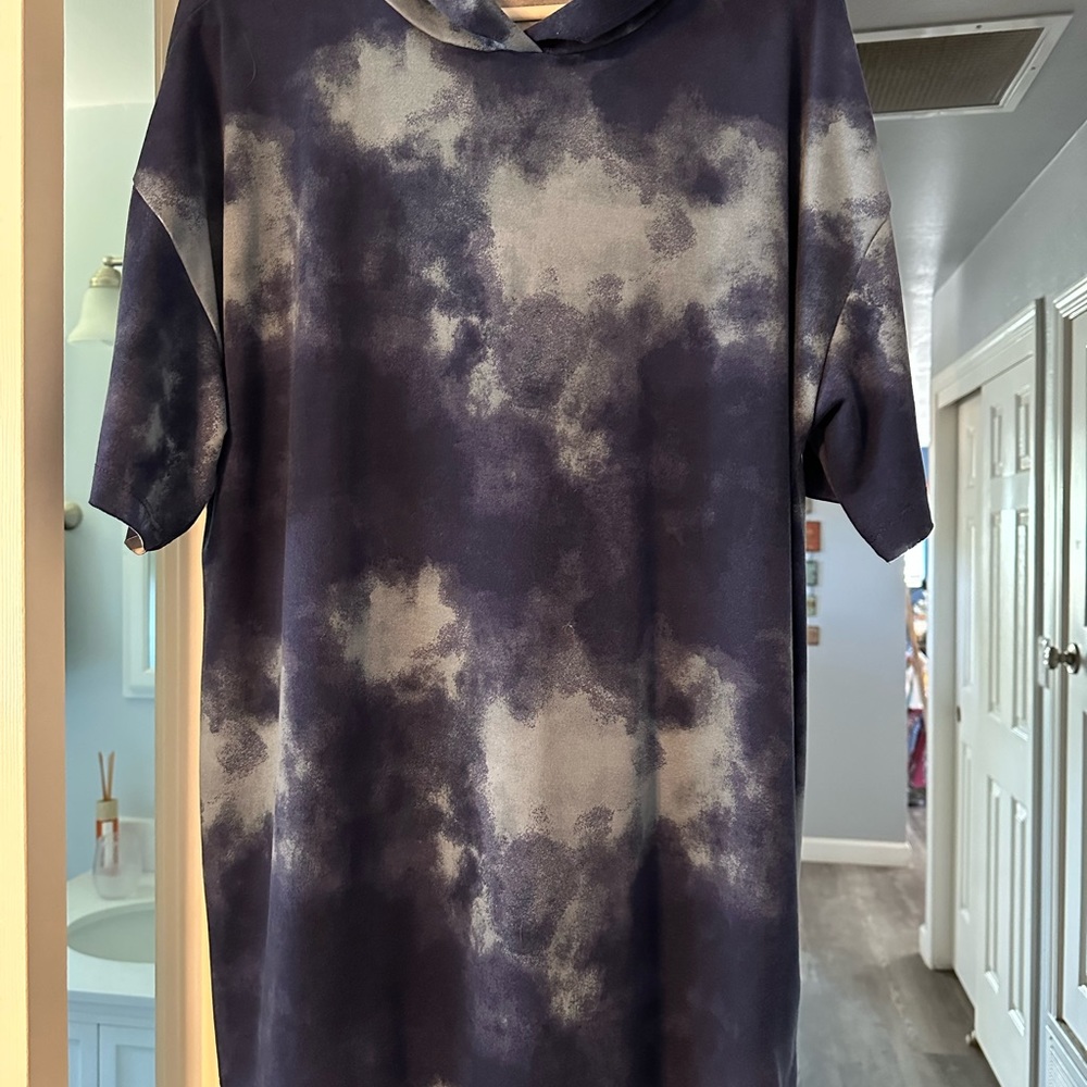 LuLaRoe Frankie top